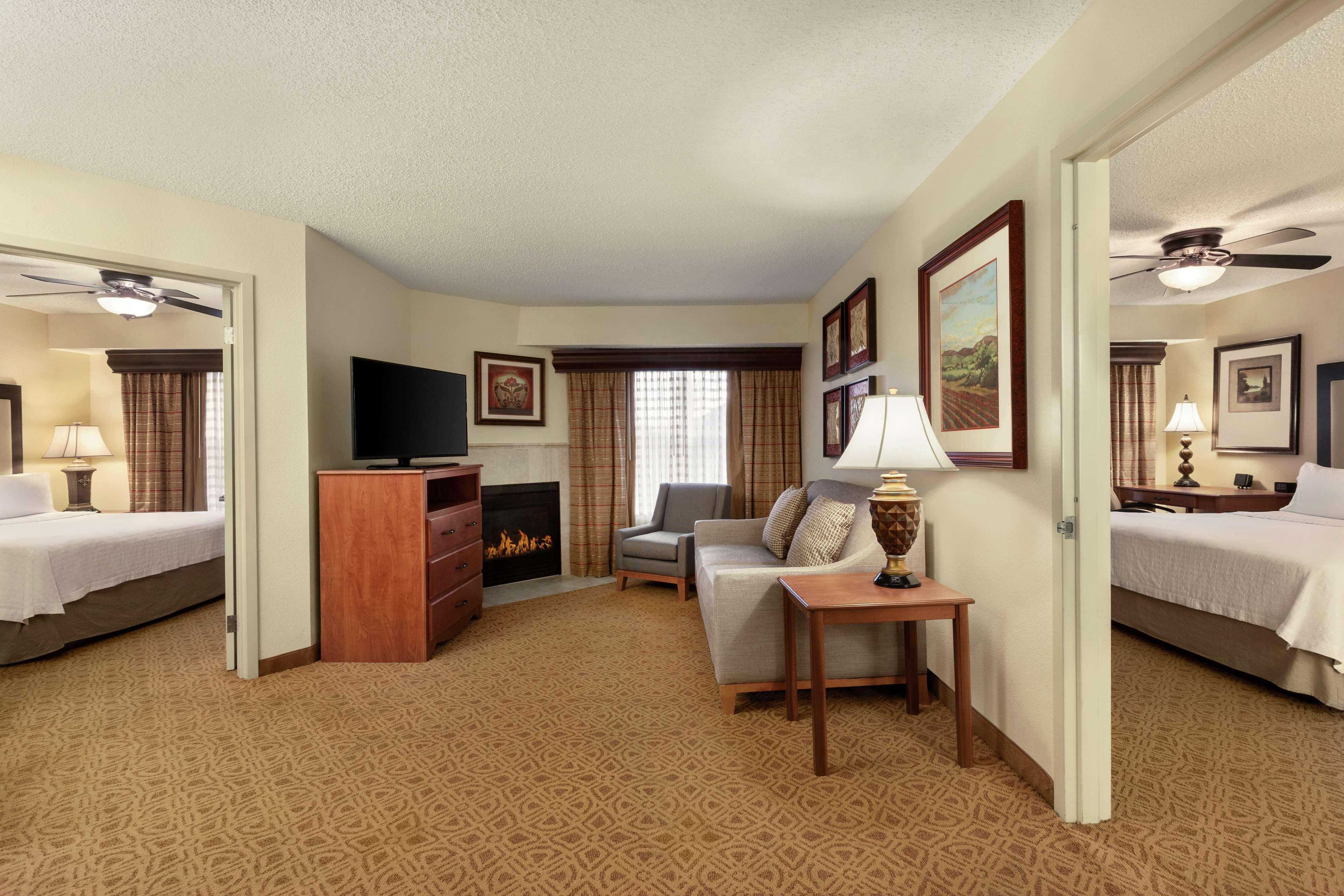 Homewood Suites By Hilton Dallas-Park Central Area Екстериор снимка