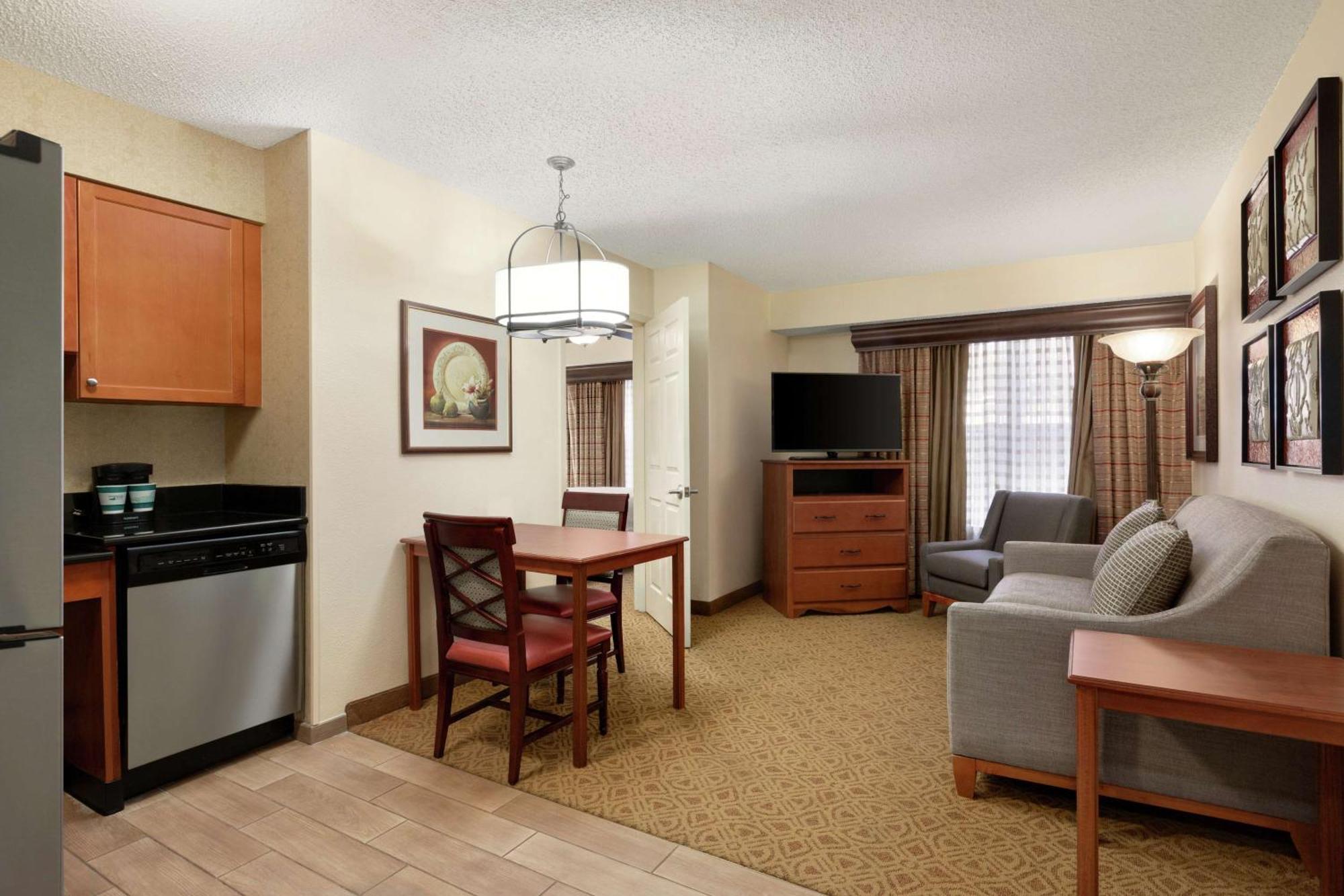 Homewood Suites By Hilton Dallas-Park Central Area Екстериор снимка